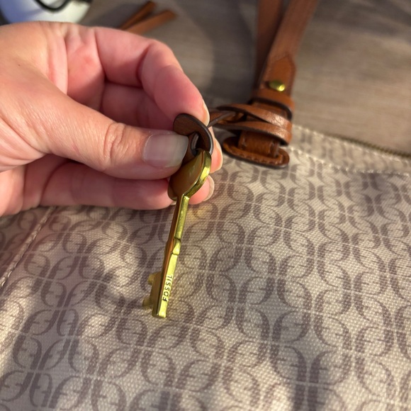 Fossil Rachel Signature Pattern Tote Bag - Picture 3 of 14